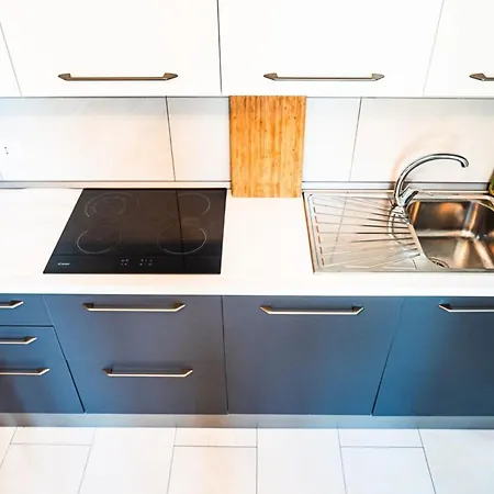 Apartman Renovated With Pool In *