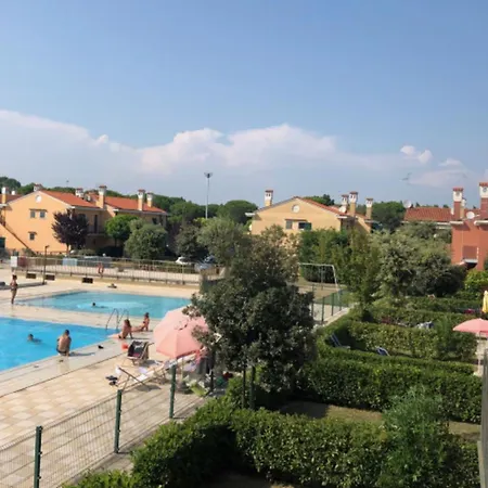 Apartamento Renovated With Pool In Bibione