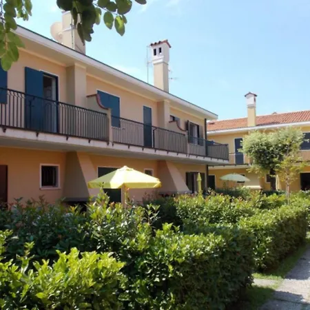Renovated With Pool In Apartamento Bibione