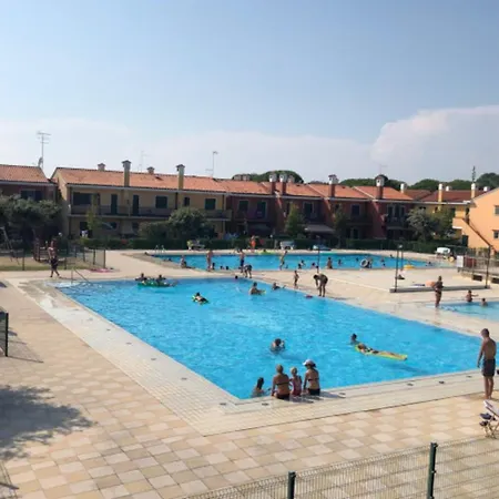 Apartamento Renovated With Pool In Bibione