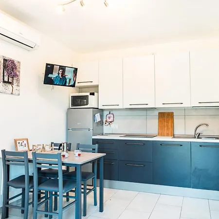 Renovated With Pool In * Бибионе